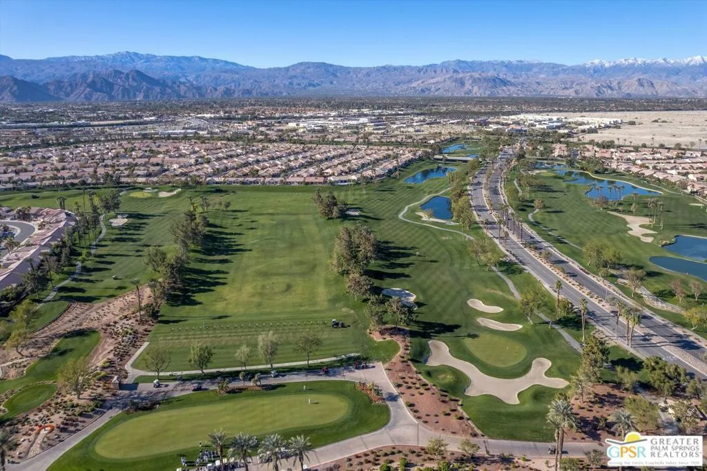 78254 Grape Arbor Avenue, Palm Desert, California 92211 home-pic-33