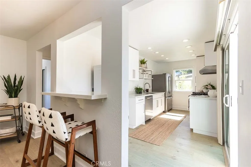 380 Christina, San Luis Obispo, California 93405 home-pic-11