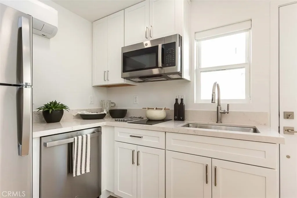 380 Christina, San Luis Obispo, California 93405 home-pic-33