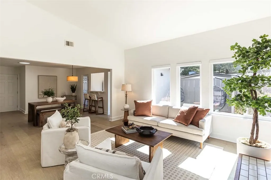 380 Christina, San Luis Obispo, California 93405 home-pic-8