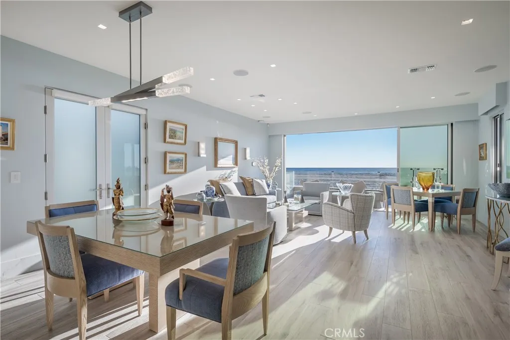 3407 W Oceanfront, Newport Beach, California 92663 home-pic-17