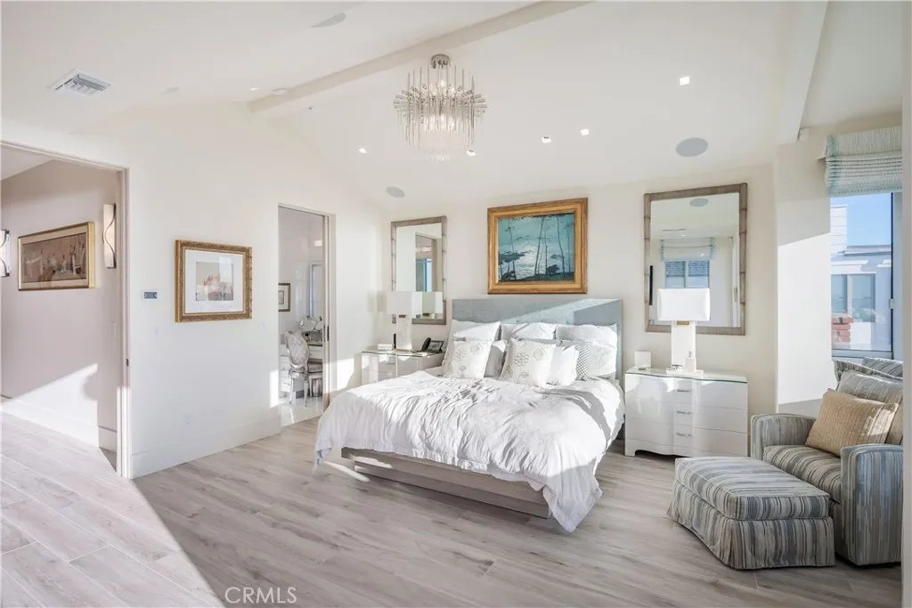 3407 W Oceanfront, Newport Beach, California 92663 home-pic-30