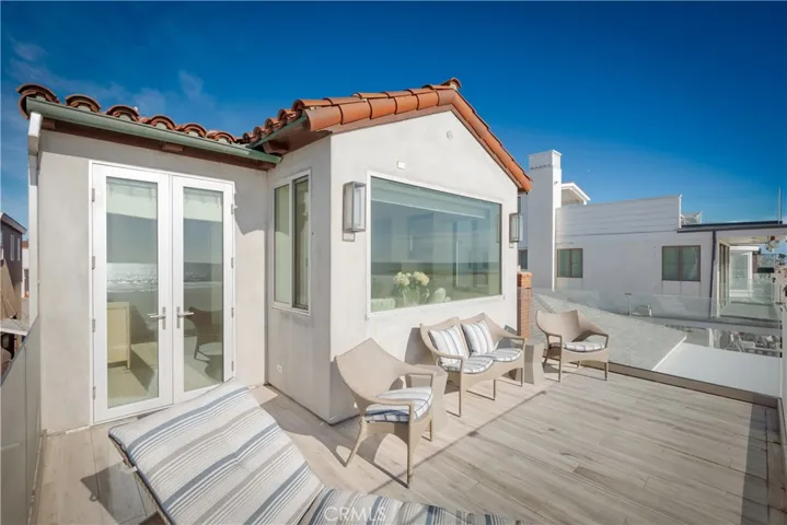 Primary Bedroom deck