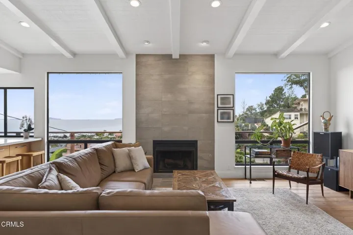40-web-or-mls-UpmarketMedia-496Lup-071