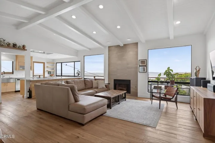 39-web-or-mls-UpmarketMedia-496Lup-076