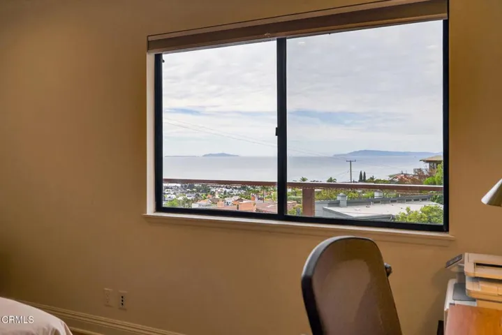 69-web-or-mls-UpmarketMedia-496Lup-021