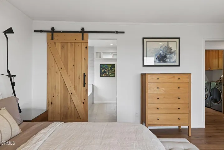 60-web-or-mls-UpmarketMedia-496Lup-035