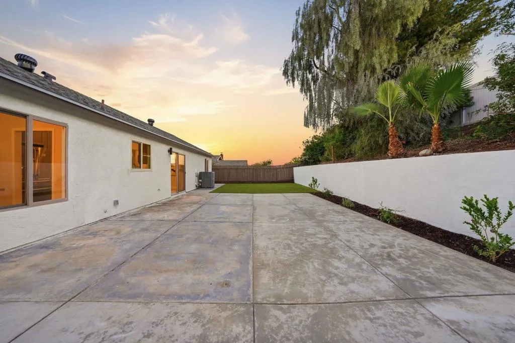 6942 Turnbridge Way, San Diego, California 92119 home-pic-28