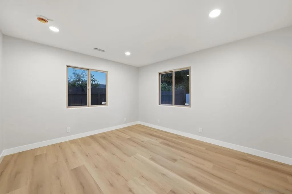 6942 Turnbridge Way, San Diego, California 92119 home-pic-25
