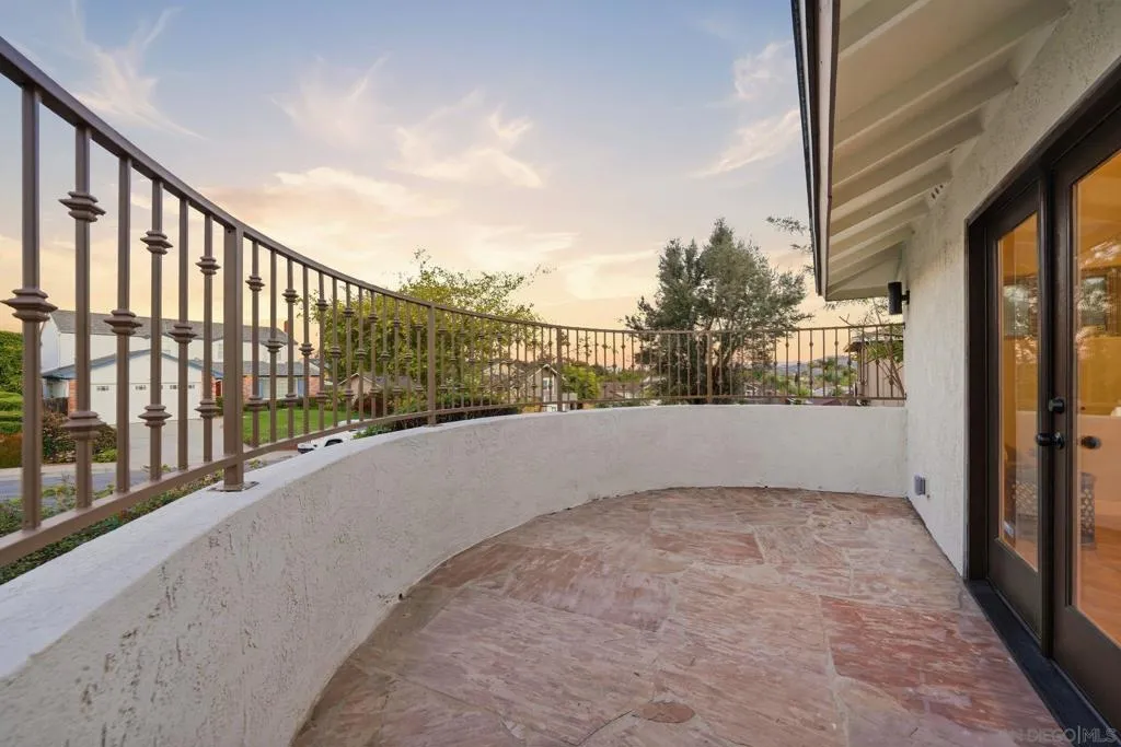 6942 Turnbridge Way, San Diego, California 92119 home-pic-36