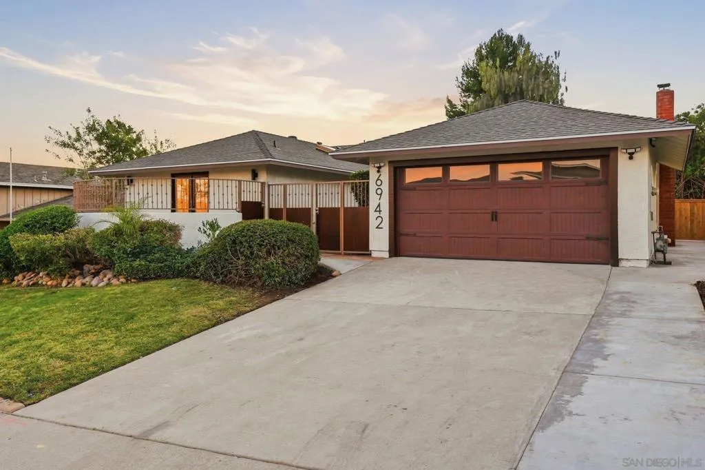 6942 Turnbridge Way, San Diego, California 92119 home-pic-35
