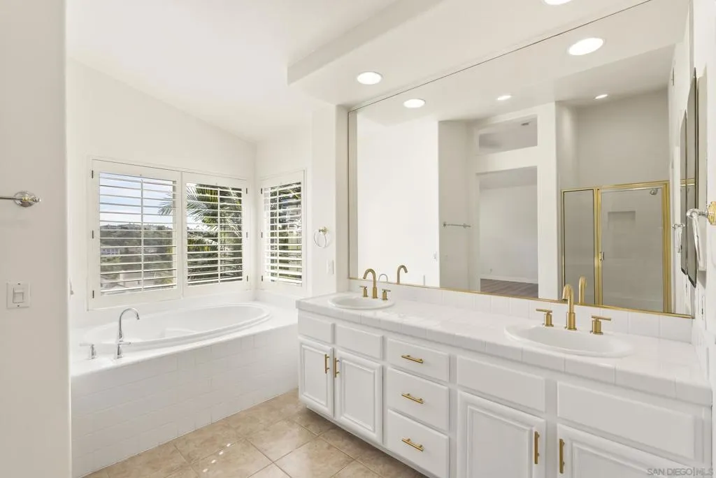 6927 Wildrose Ter, Carlsbad, California 92011 home-pic-31