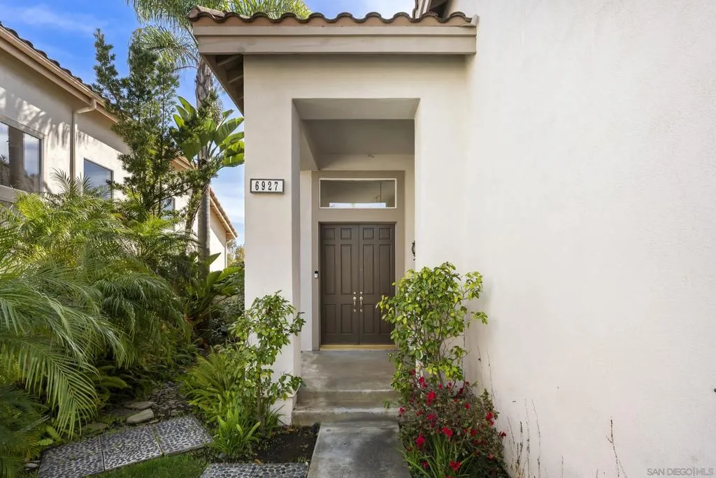 6927 Wildrose Ter, Carlsbad, California 92011 home-pic-4