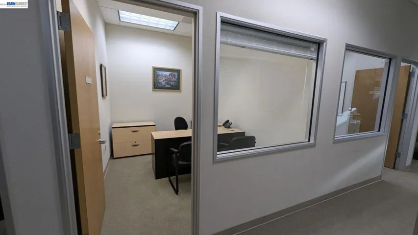 1 of 4 Single Office