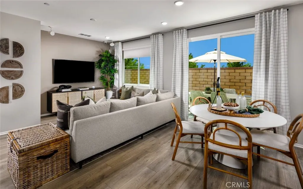 4192 S Limecrest Paseo 36, Ontario, California 91761 home-pic-3