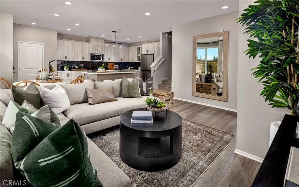 4192 S Limecrest Paseo 36, Ontario, California 91761 home-pic-2