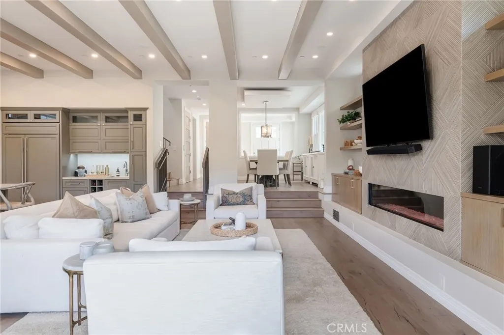 1801 Oak Ave, Manhattan Beach, California 90266 home-pic-7