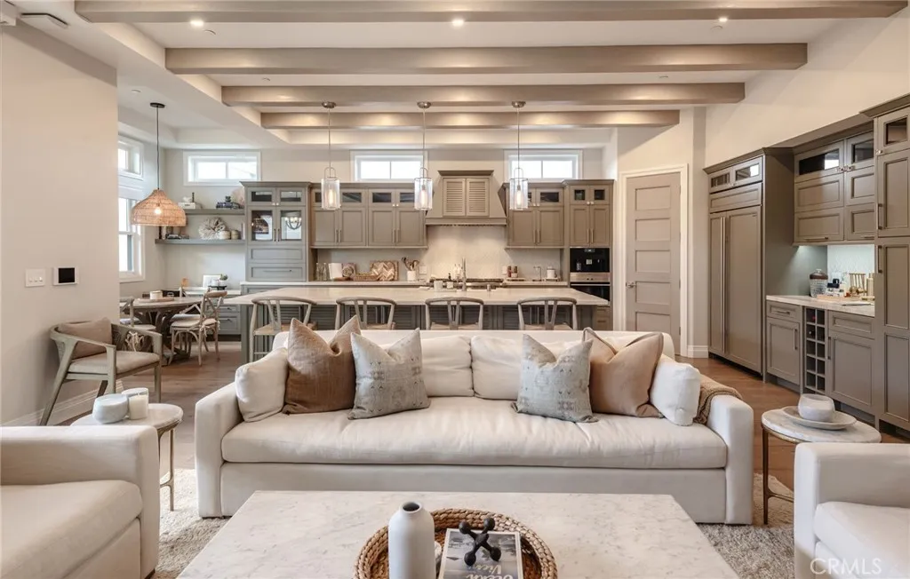 1801 Oak Ave, Manhattan Beach, California 90266 home-pic-6