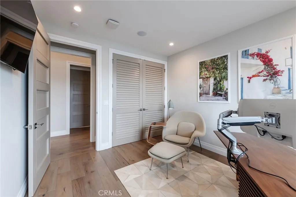 1801 Oak Ave, Manhattan Beach, California 90266 home-pic-31