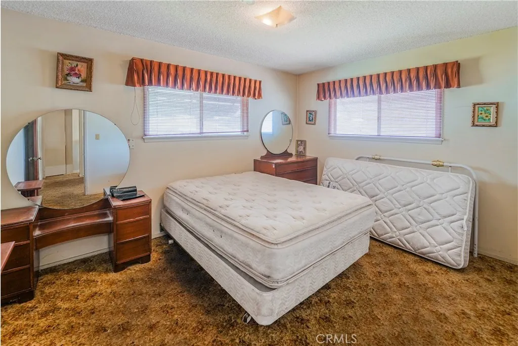 14564 14564 Charlemagne Ave, Bellflower, California 90706 home-pic-12