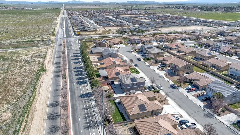 3103 Emerald Lane, Lancaster, California 93535 home-pic-37