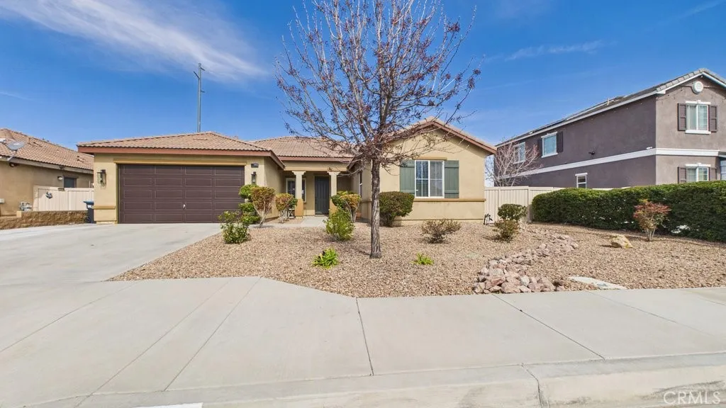 3103 Emerald Lane, Lancaster, California 93535 home-pic-32