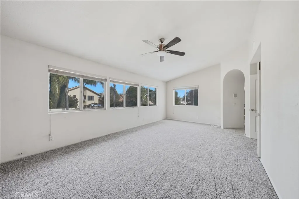 24496 Avenida Arconte, Murrieta, California 92562 home-pic-28