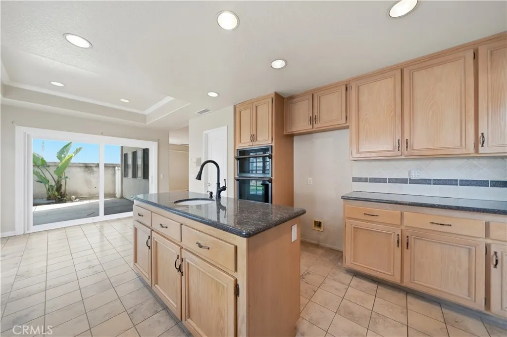 24496 Avenida Arconte, Murrieta, California 92562 home-pic-16