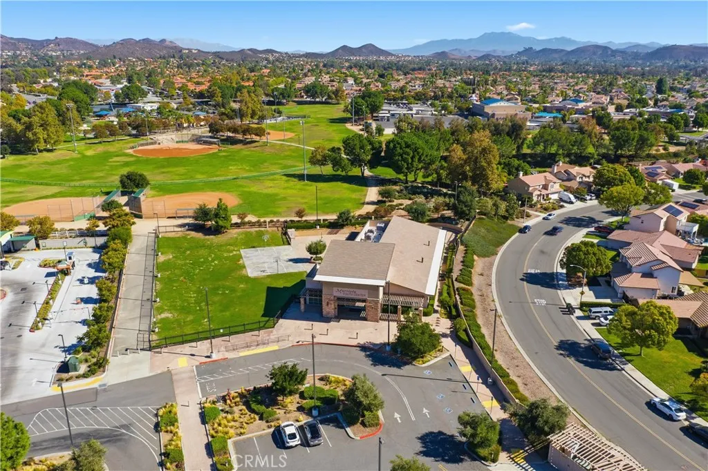 24496 Avenida Arconte, Murrieta, California 92562 home-pic-51