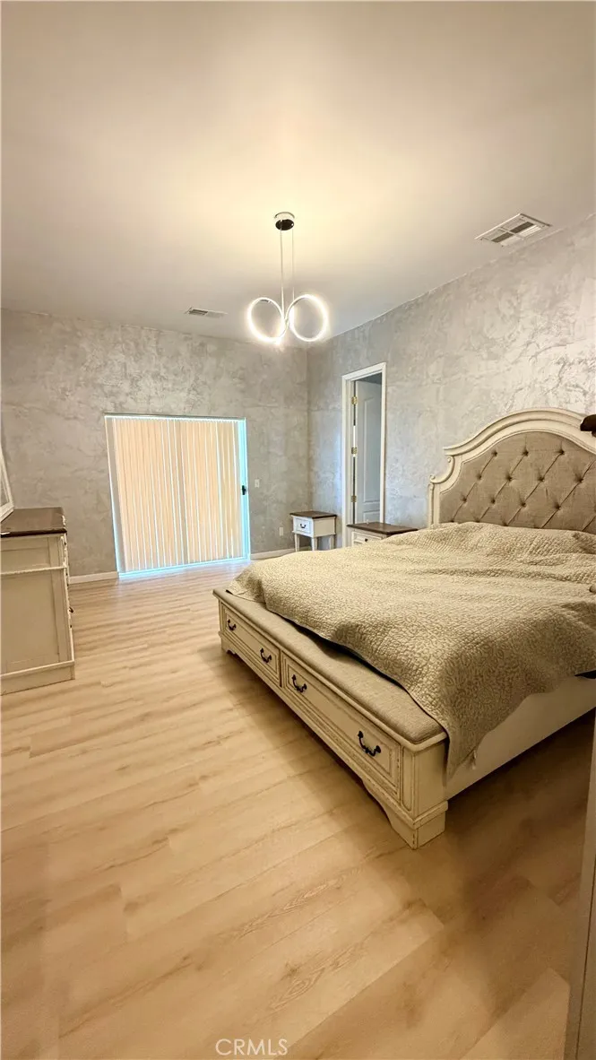 7590 Fairway, Yucca Valley, California 92284 home-pic-16