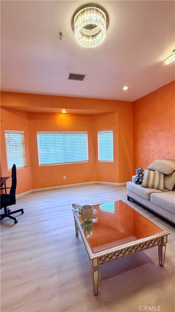 7590 Fairway, Yucca Valley, California 92284 home-pic-12