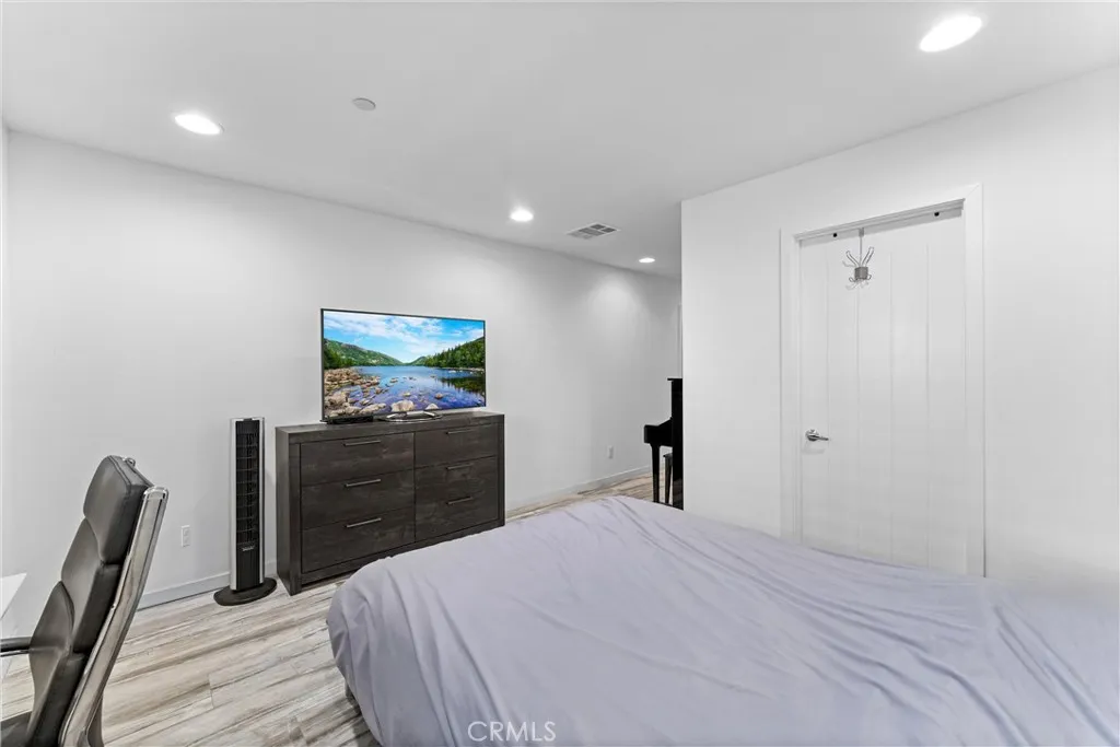 843 Sunburst Way, Pomona, California 91767 home-pic-19