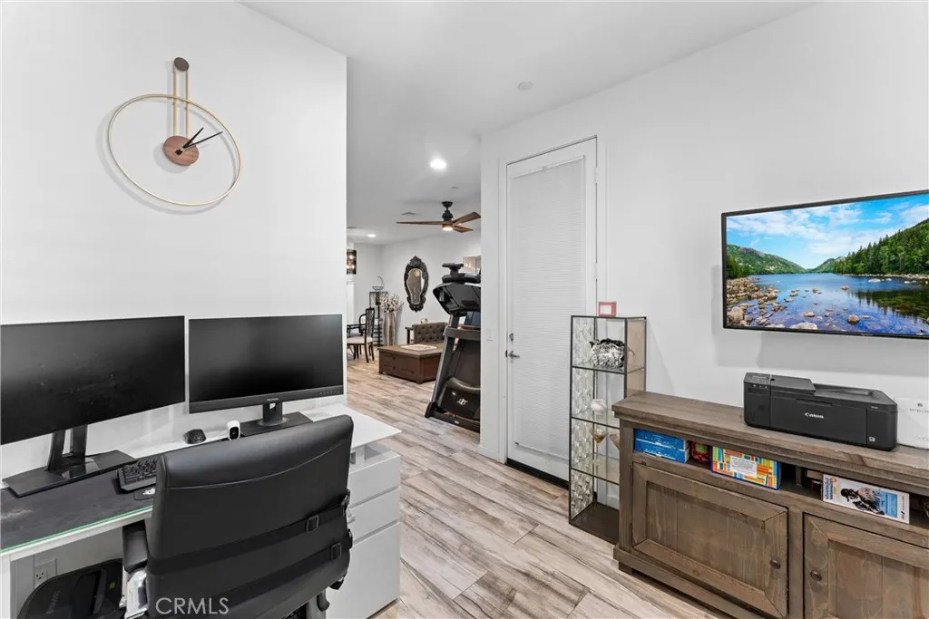 843 Sunburst Way, Pomona, California 91767 home-pic-11