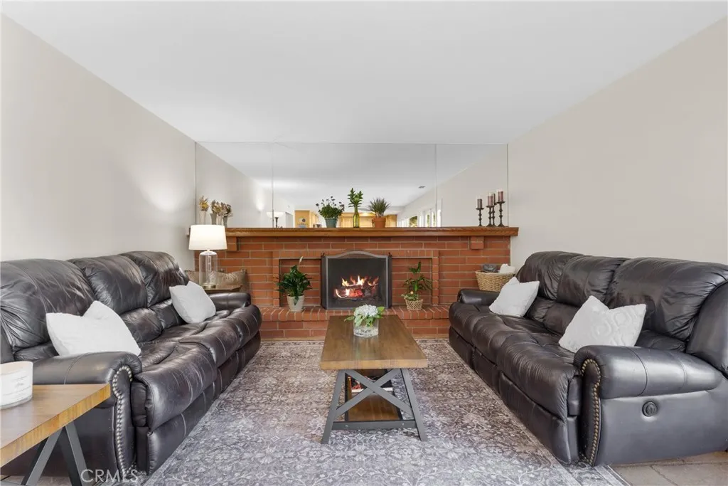 420 S Rolling Hills, Anaheim, California 92807 home-pic-15