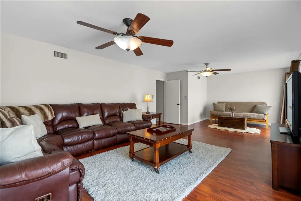 420 S Rolling Hills, Anaheim, California 92807 home-pic-23