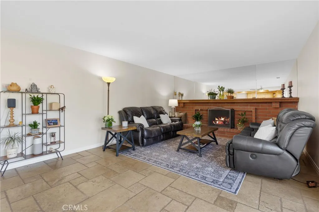 420 S Rolling Hills, Anaheim, California 92807 home-pic-16