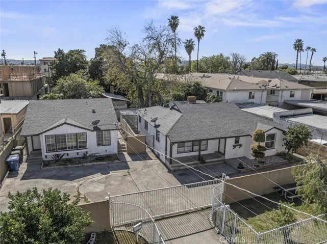 Two houses on one lot