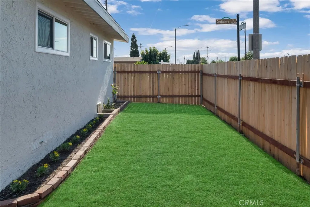 11203 Redberry, El Monte, California 91733 home-pic-23