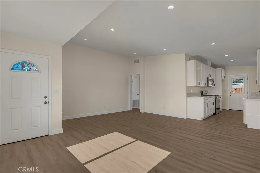 11203 Redberry, El Monte, California 91733 home-pic-4