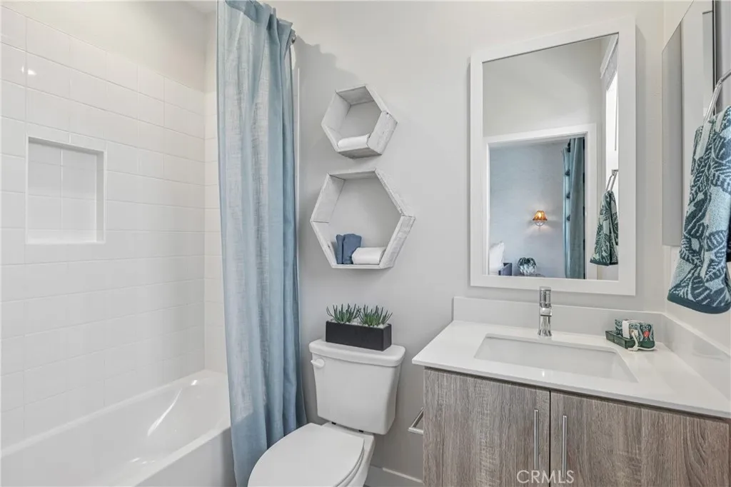 11716 Arkansas Street H, Artesia, California 90701 home-pic-11