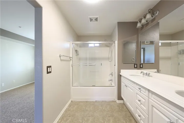 3rd Floor Bedroom Bathroom