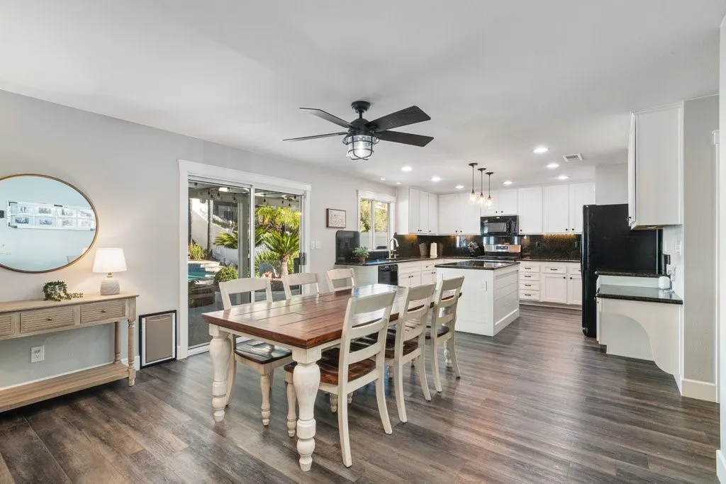 32848 Freesia, Temecula, California 92592 home-pic-7