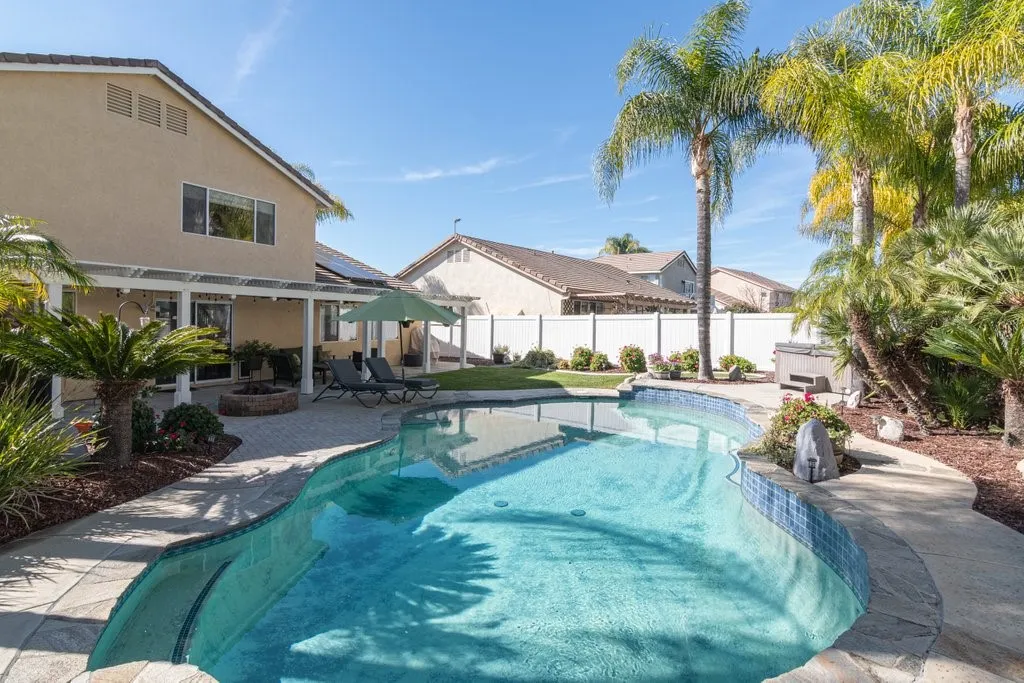 32848 Freesia, Temecula, California 92592 home-pic-27