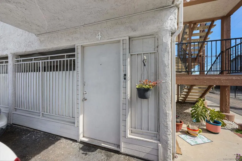3029 Broadway  home-pic-15