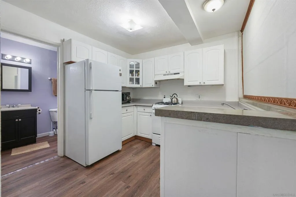 3029 Broadway  home-pic-5