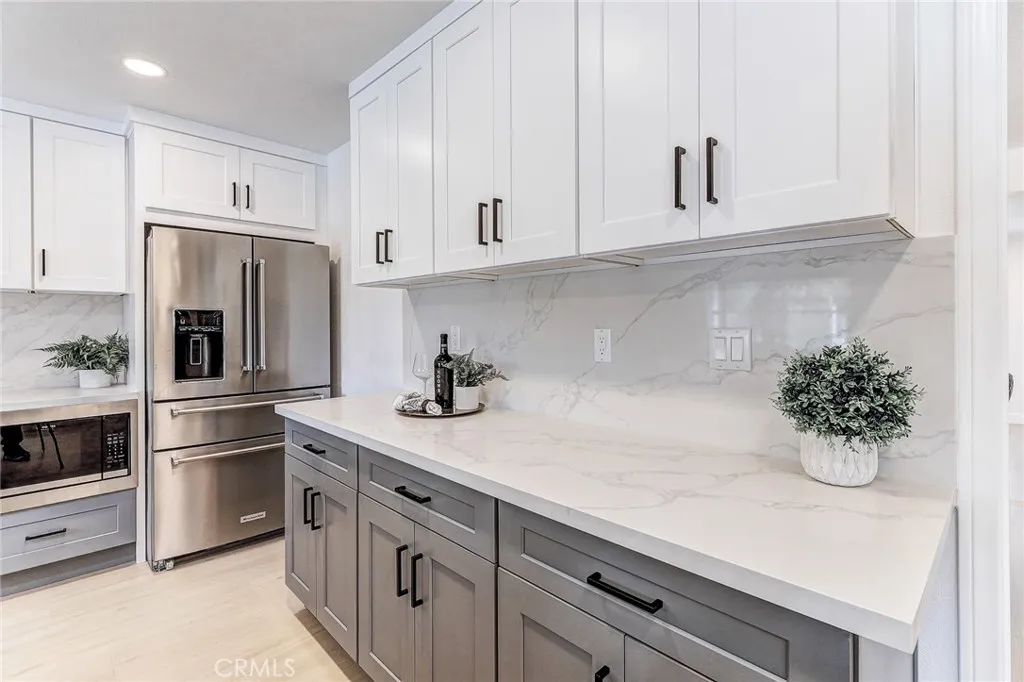 605 Live Oak Avenue, Glendora, California 91741 home-pic-19