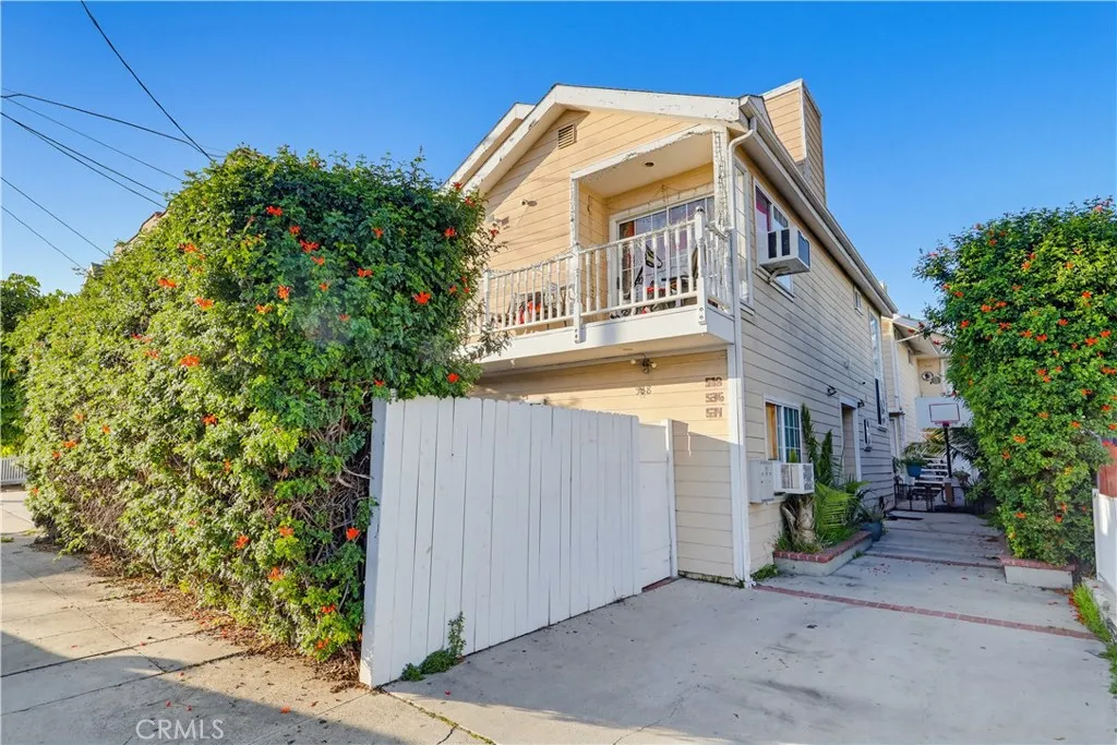 534 W 19th, San Pedro, California 90731 home-pic-1
