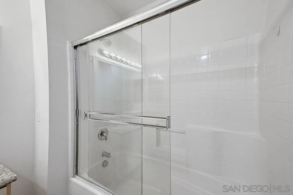 550 Park Blvd 2604, San Diego, California 92101 home-pic-33