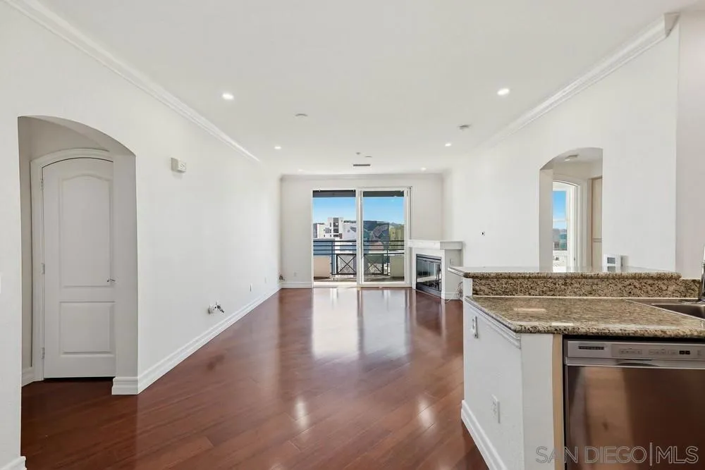 550 Park Blvd 2604, San Diego, California 92101 home-pic-6