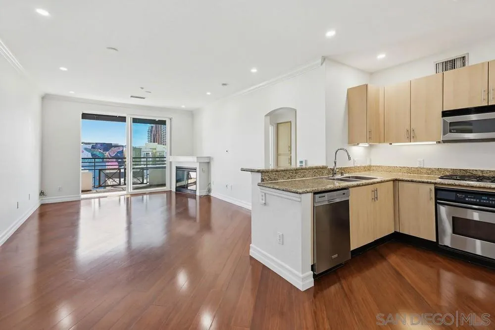550 Park Blvd 2604, San Diego, California 92101 home-pic-7